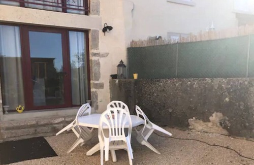 Vieu-d'Izenave House | Pretty village house