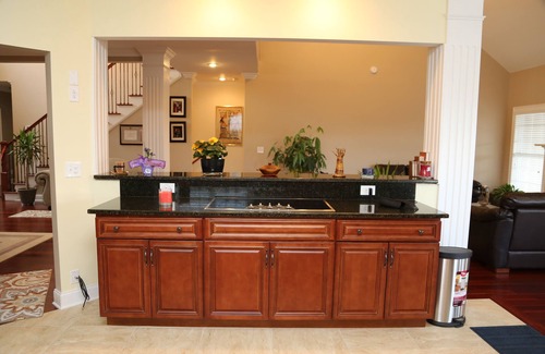 Collegedale House | PRICE DROP - Corporates WELCOME