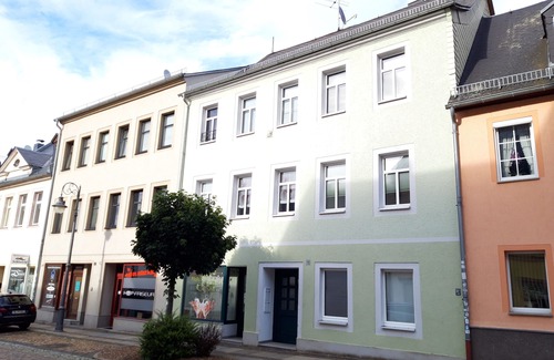 Waldheim Apartment | Price f. 4 pers. incl. WiFi - Family Accommodation - Hostel f. professional