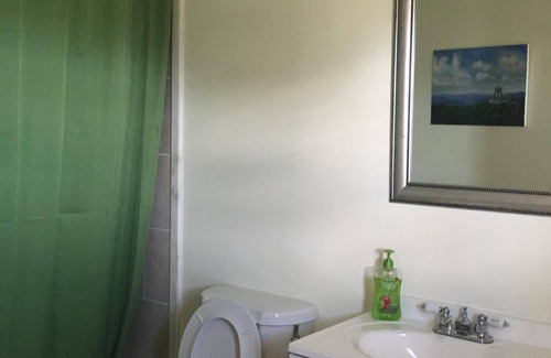 Knoxville Other | Price Farm Getaway (7 miles to UT Campus) 10 mins From Football Stadium NO PETS