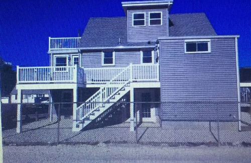 Beach Haven Gardens House | Price reduction - Marina and gorgeous sunsets