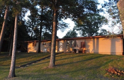 Hayward House | Price Reduction for July and August! Discounted rate for small groups!