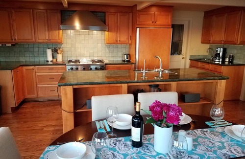 North Admiral House | Prichard's Perch - private 2.5 acre in-city property, views from every room!
