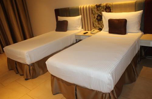 Phaltan Hotel | Pride Elite, Phaltan