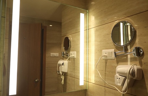 Kolar Road Hotel | Pride Hotel Bhopal