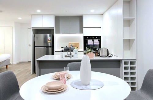 Moonee Ponds Apartment | Pride Moonee Ponds 1B2B Nest Free Parking*Pool