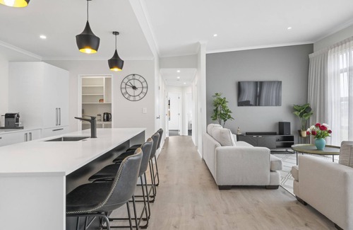 Martinborough House | Pride of Pinot - Martinborough Holiday Home