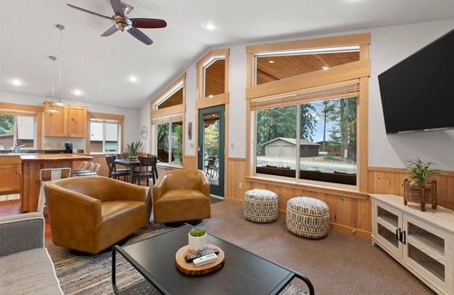 Nordman Cabin | Priest Lake Family Cabin w/Private Beach Access