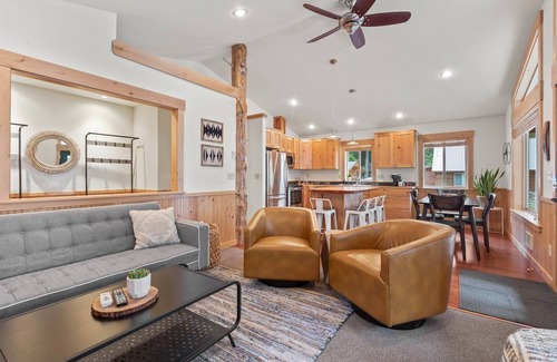Nordman Cabin | Priest Lake Family Cabin w/Private Beach Access