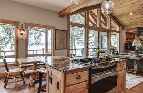 Coolin House | Priest Lake Sherwood Beach Lakefront Cabin