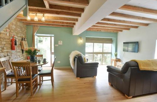 Crowdecote House | Priestley Cottage