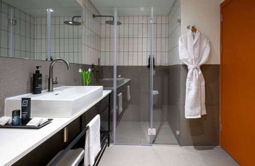 Petah Tikva Hotel | Prima Link