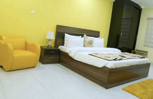 Oshodi-Isolo Apartment | prime 16 hotels and suite