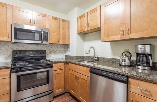 Prudential - St. Botolph Apartment | Prime Back Bay 2BR/2B steps from Prudential Center, by Blueground