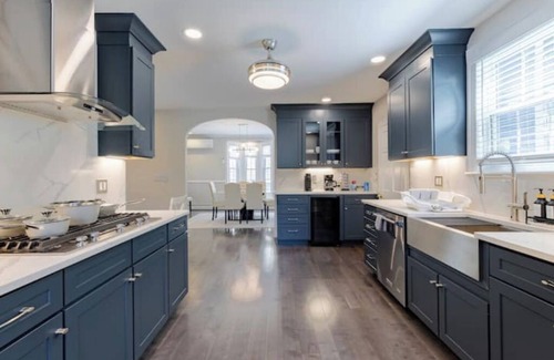 Highland Park House | Prime Boston Location: Spacious 5BR, 6 Beds, 2.5 Baths, Sleeps 12, Free Parking!