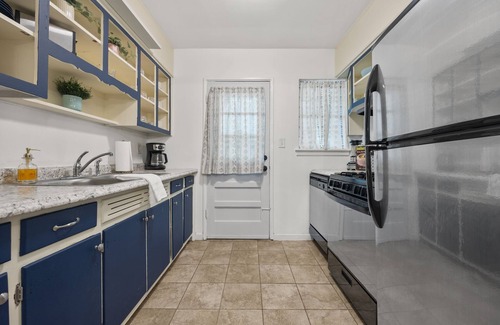 Lindridge-Martin Manor Apartment | Prime Buckhead location w/Parking