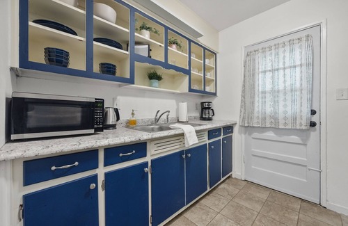 Lindridge-Martin Manor Apartment | Prime Buckhead location w/Parking