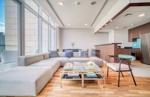 Bur Dubai Apartment | Prime DIFC Duplex with Iconic Skyline Views