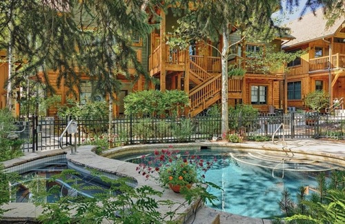 West End Condo | Prime Downtown Aspen Condo