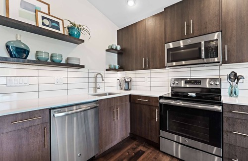 Downtown Boise Condo | Prime Downtown Location: 2 Private Master Suites, Walk/Bike to Shopping, Dining, and Coffee!