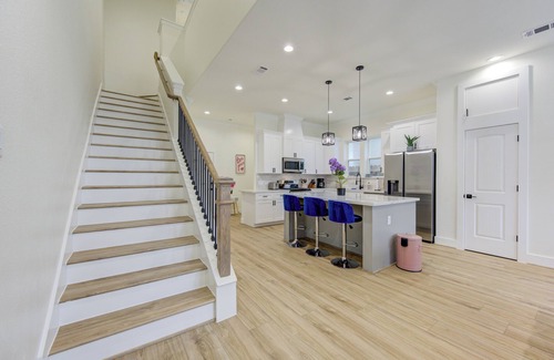 Greater Third Ward House | Prime EADO 4 BR Downtown Houston