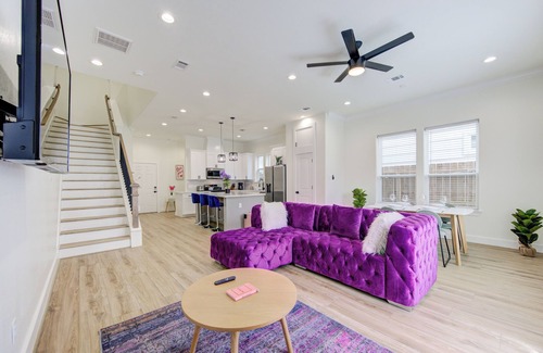 Greater Third Ward House | Prime EADO 4 BR Downtown Houston