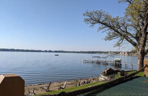 Okoboji Cabin | Prime East Lake beachfront cabin with boat hoist in Okoboji