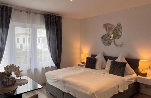 Killisfeld Apartment | Prime Host Lovely Apartment