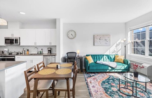 Hackensack River Waterfront Apartment | Prime Jersey City Condo: Right Outside NYC