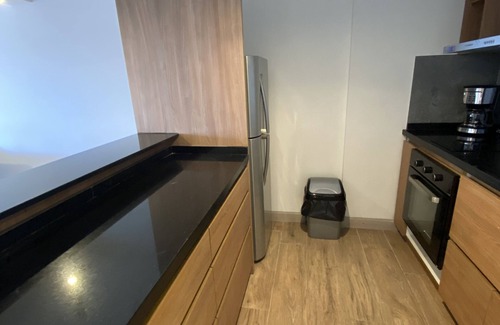 Belgrano Apartment | Prime location, amazing lake view. World class Skiing, hiking & exploring. n