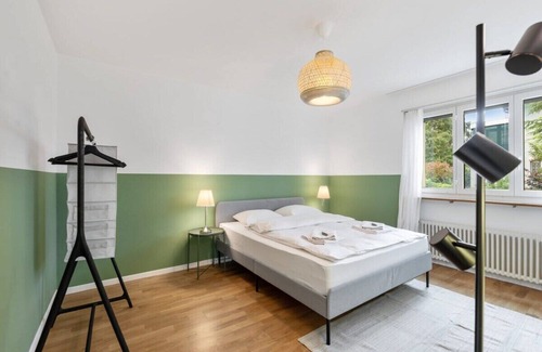 Horgen District Apartment | Prime Lake Zurich location