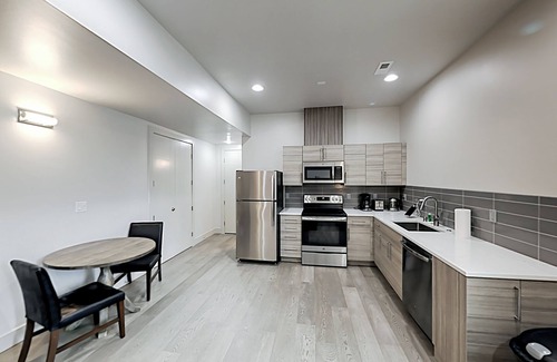 North Rose Hill Condo | Prime locale near wine country & beaches - dog-friendly with central AC