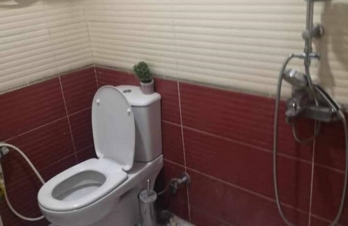 As-Salam Apartment | Prime Location Apartment : Convenient, Comfortable, and Close to Everything!