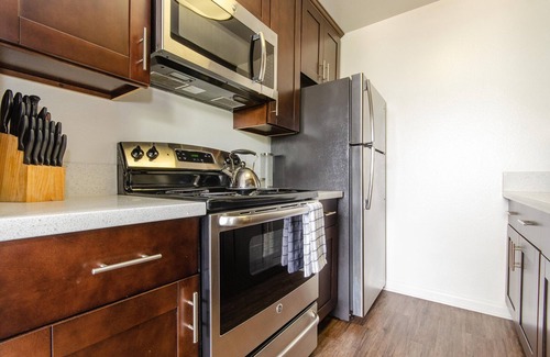 Norma Triangle Apartment | Prime Location 1 bedroom with Balcony & Pool