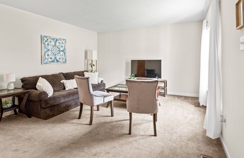 North Chesterfield Apartment | Prime Location 2 Bedroom 1.5 bathroom Oasis