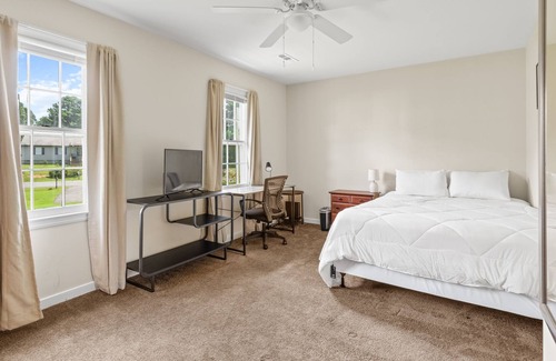 North Chesterfield Apartment | Prime Location 2 Bedroom 1.5 bathroom Oasis