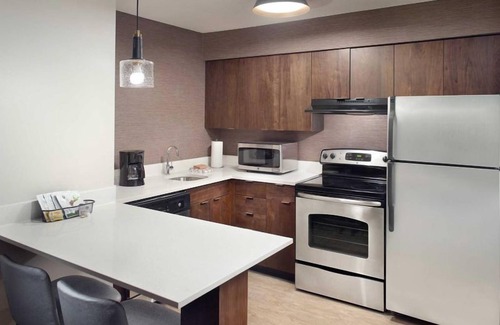 Morrisville Apartment | Prime Location! 2 Relaxing Units, Pool, Pets Allowed, Free Breakfast & Shuttle!