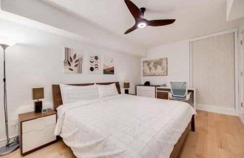 Garden District House | Prime Location 2BR with KingBed in Vibrant Toronto