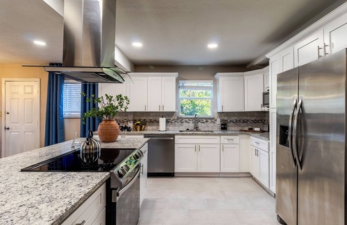McKinney House | Prime Location: 3bd with BBQ, 4 miles from Historic Downtown McKinney. Sleeps 8.
