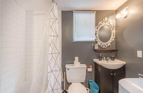 Gay Village Apartment | PRIME LOCATION - BEST Apartment In Downtown MTL