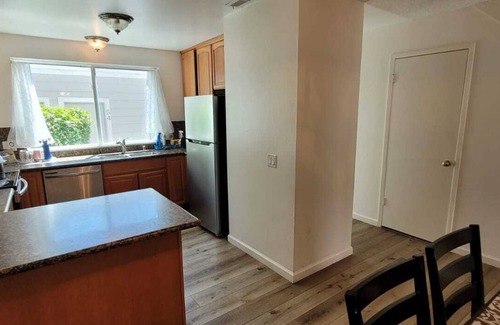 Pleasanton House | Prime location - Family sized house with dual balcony