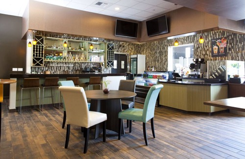 Torrance House | Prime Location! Free Parking Onsite, Minutes to Torrance Beach