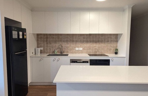 Braddon Apartment | Prime Location | Northbourne Ave