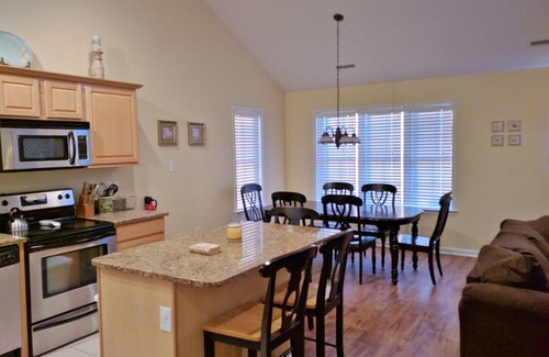 North End Condo | Prime Location Ocean Side of Asbury - Beautiful 3BR/2B Top floor Condo.n