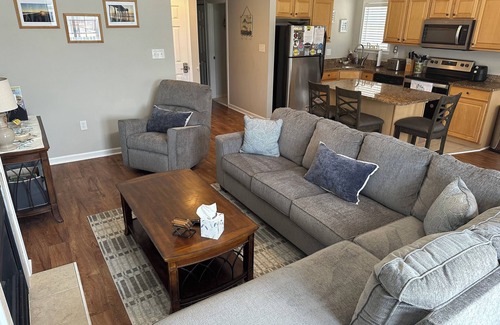 North End Condo | Prime Location Ocean Side of Asbury - Beautiful 3BR/2B Top floor Condo.n