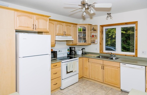 Haliburton Cottage | Prime location on Drag Lake!