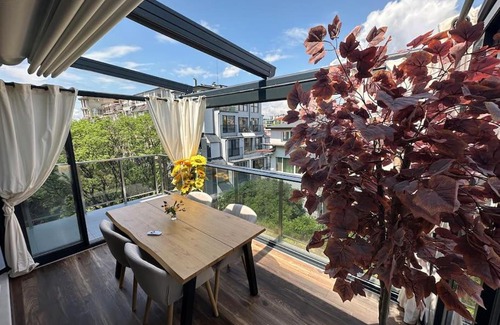 Varna City Centre Apartment | Prime Location! Outdoor Dining!