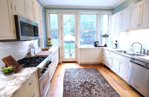 Near Northeast House | Prime Location & Pro Cleaned! Capitol Hill Union Station Sleeps 7 Parking x 2
