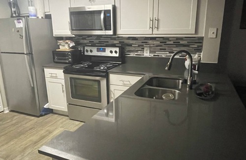 Delray Beach Apartment | Prime Location. Renovated Unit. Run by a Hospitality Professional. Many Perks+