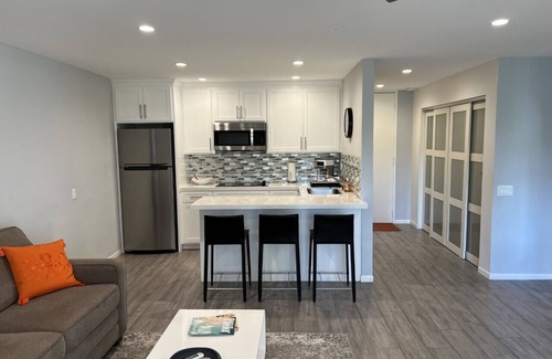 Palm Desert Apartment | Prime Location! Renovated Studio at Shadow Mountain Resort, Steps from El Paseo.